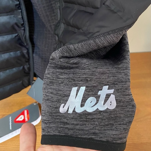 New Balance collab baseball gear with Mets - Radiant Heat vest - Picture 3 of 7